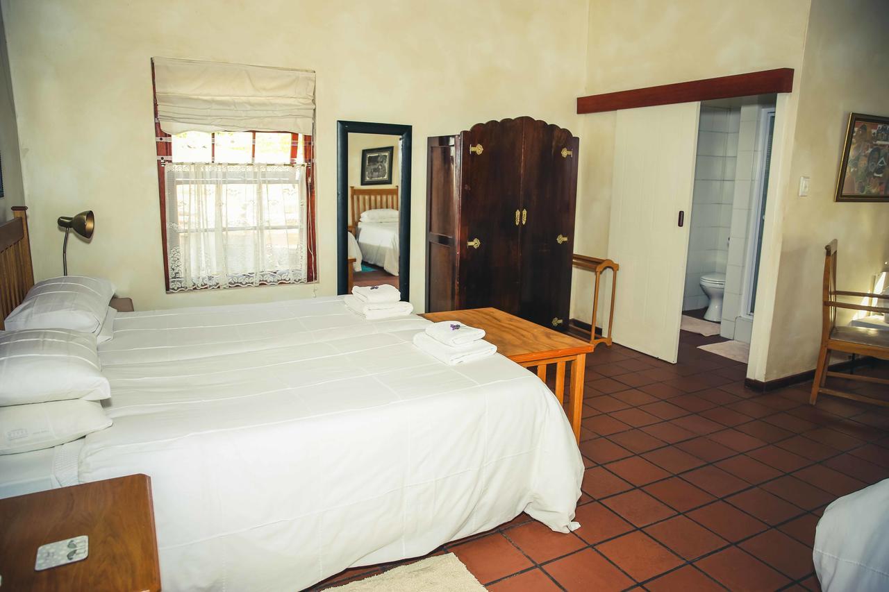 Wilgewandel Holiday Farm & Day Restaurant Oudtshoorn Eksteriør billede