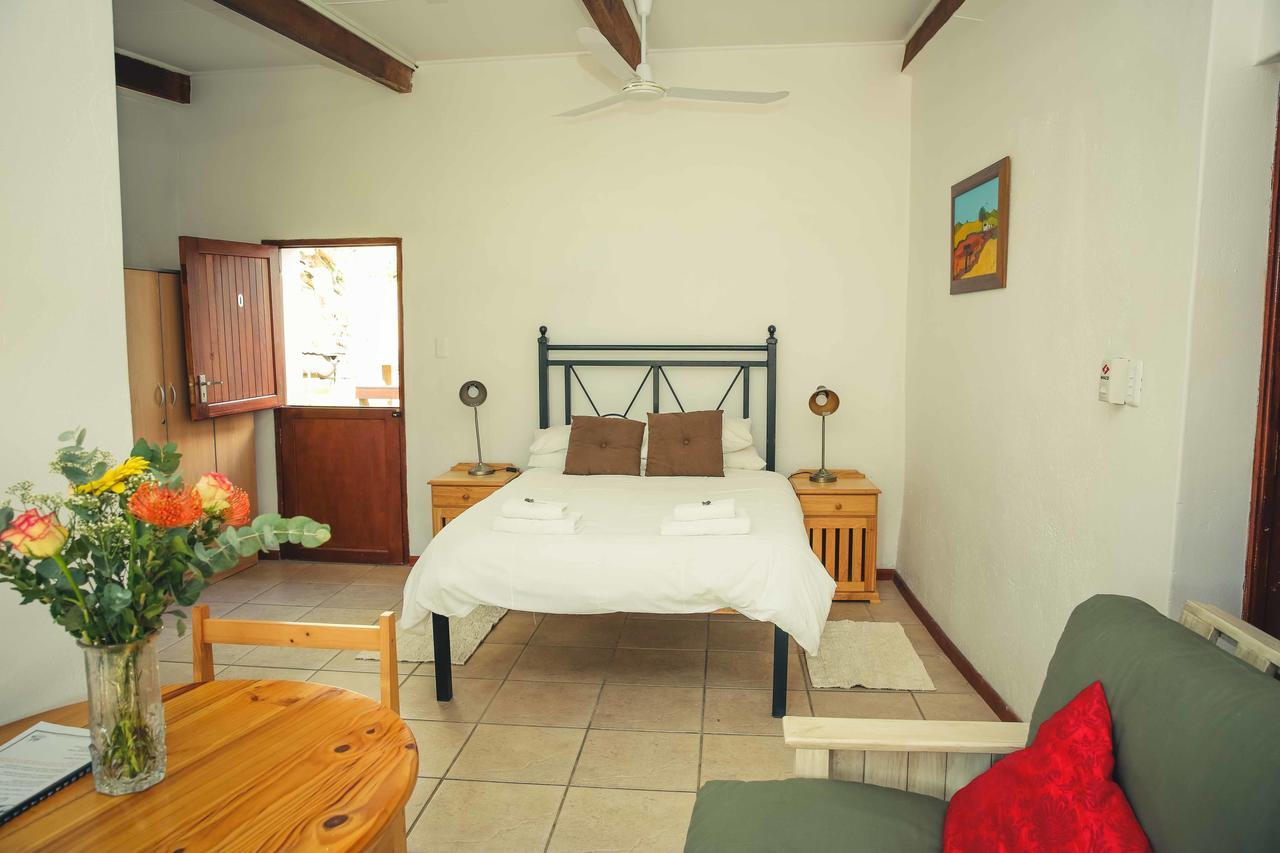 Wilgewandel Holiday Farm & Day Restaurant Oudtshoorn Eksteriør billede