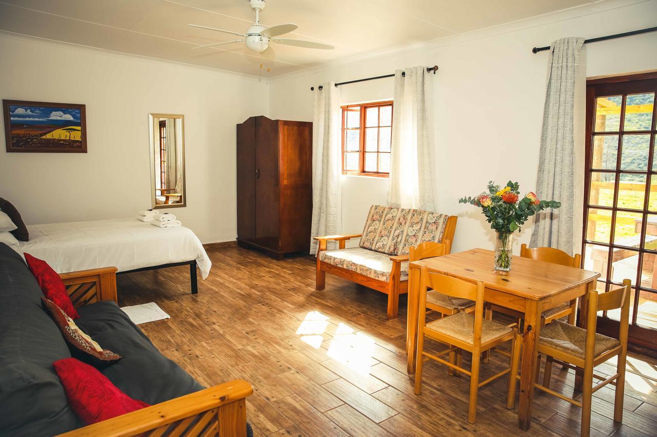 Wilgewandel Holiday Farm & Day Restaurant Oudtshoorn Eksteriør billede