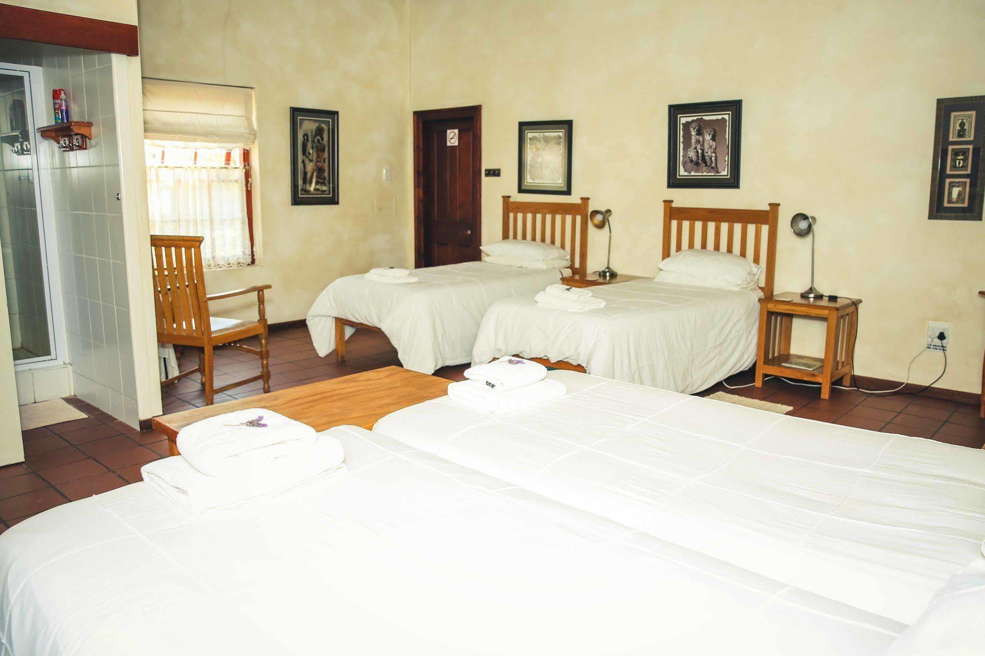 Wilgewandel Holiday Farm & Day Restaurant Oudtshoorn Eksteriør billede