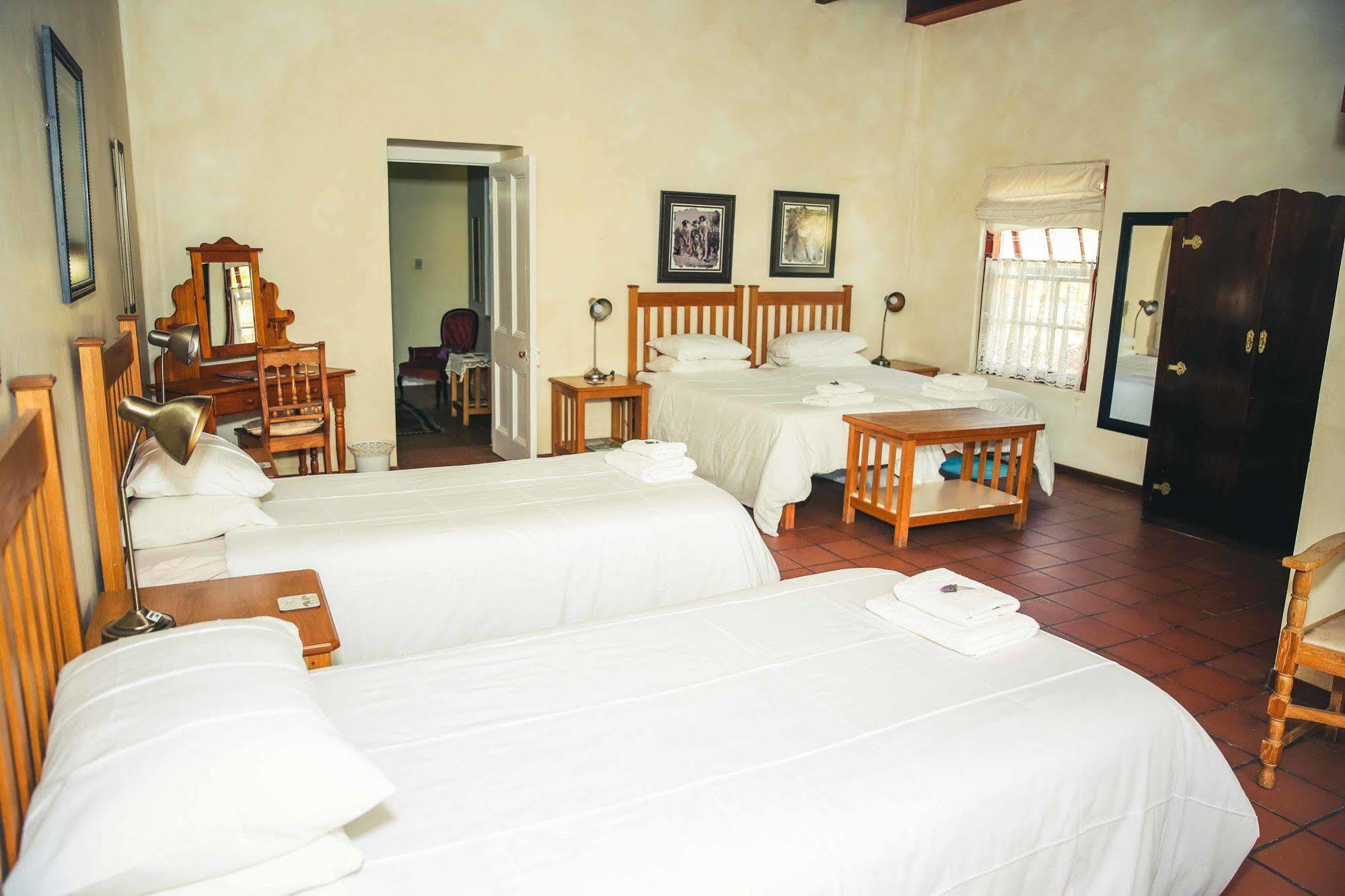 Wilgewandel Holiday Farm & Day Restaurant Oudtshoorn Eksteriør billede